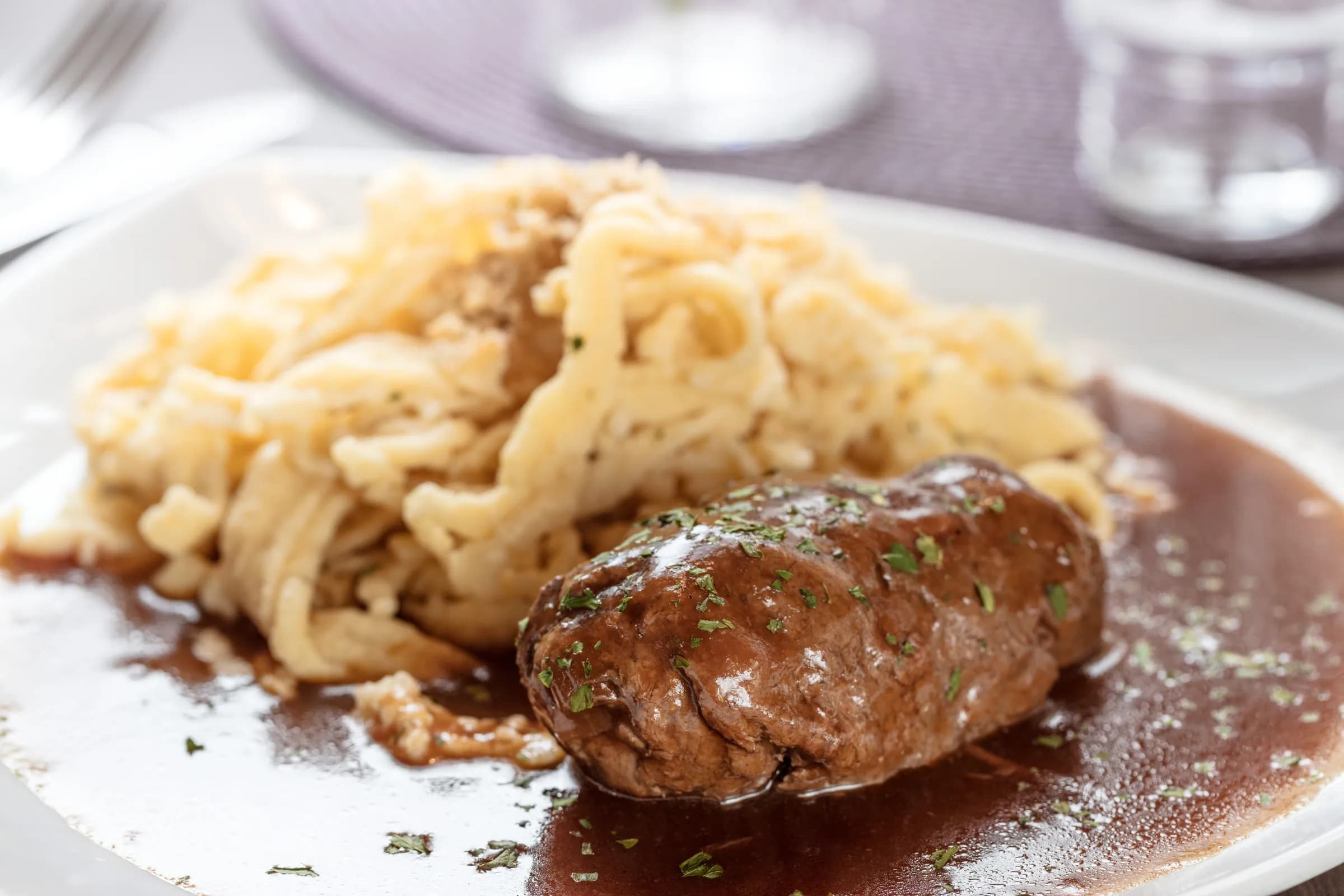 Rinderroulade mit Spätzle